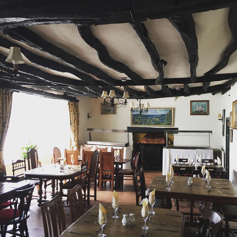 The Tree Inn บู๊ด ภายนอก รูปภาพ