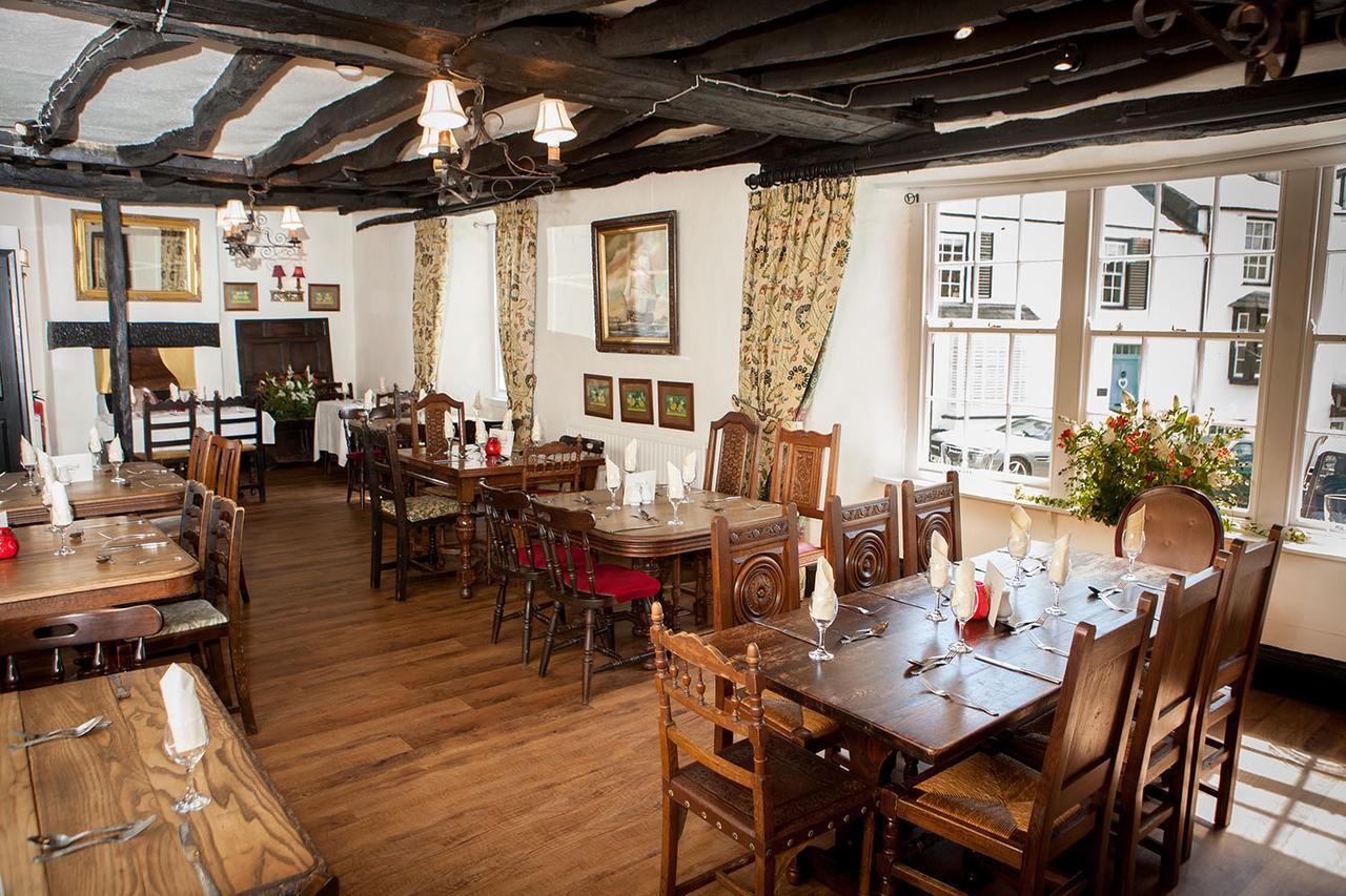 The Tree Inn บู๊ด ภายนอก รูปภาพ